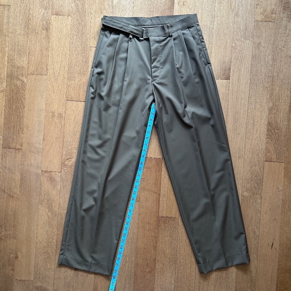 Estudio Niksen Answer Velcro Strap Pintuck Pants - Picture 4 of 9